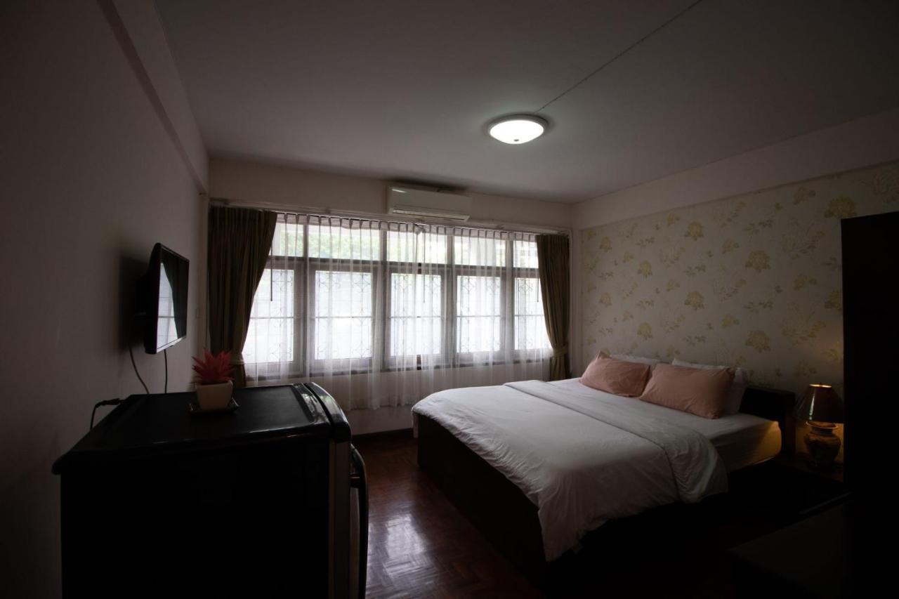 Marhaba House Hotel Chiang Mai Buitenkant foto