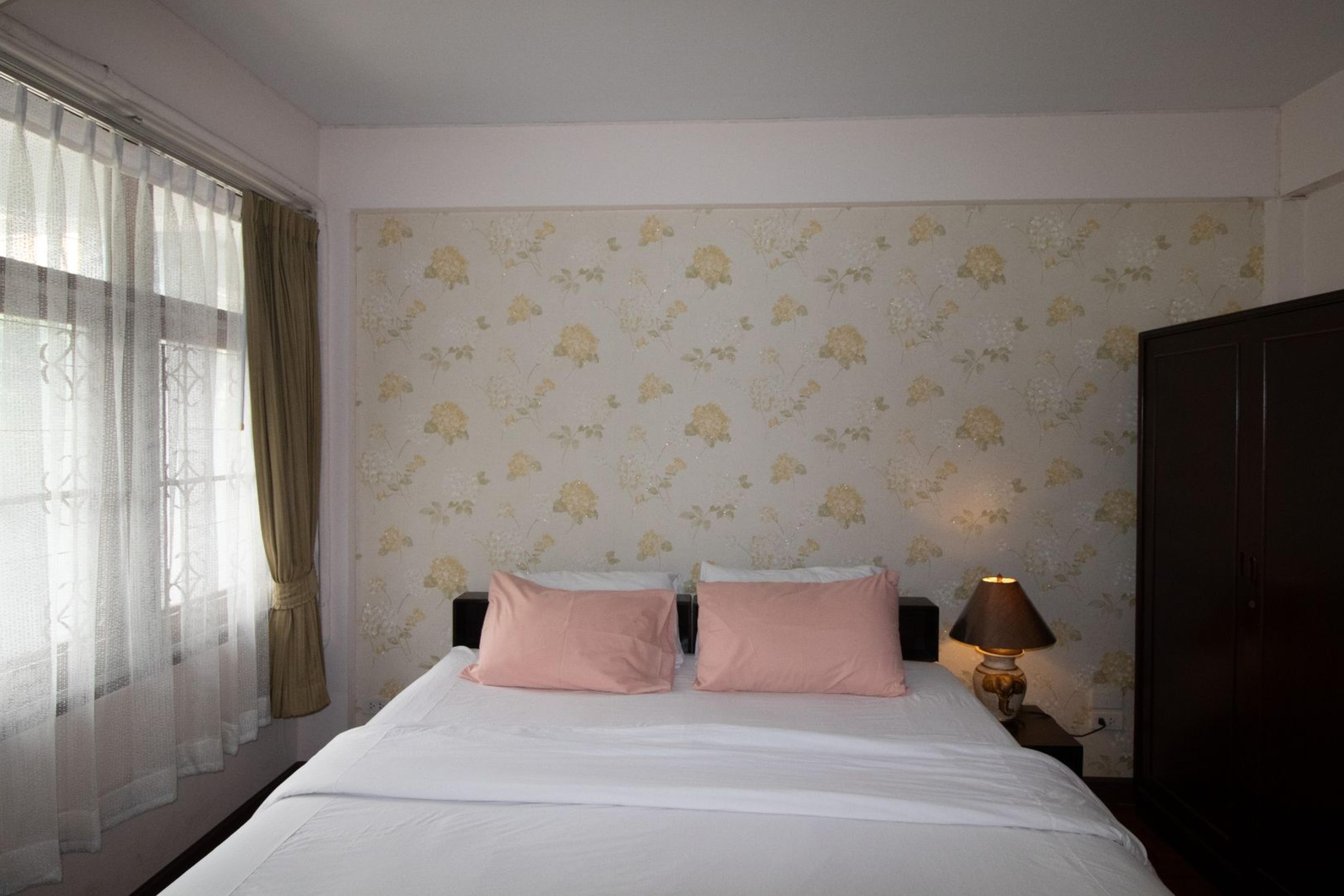 Marhaba House Hotel Chiang Mai Buitenkant foto