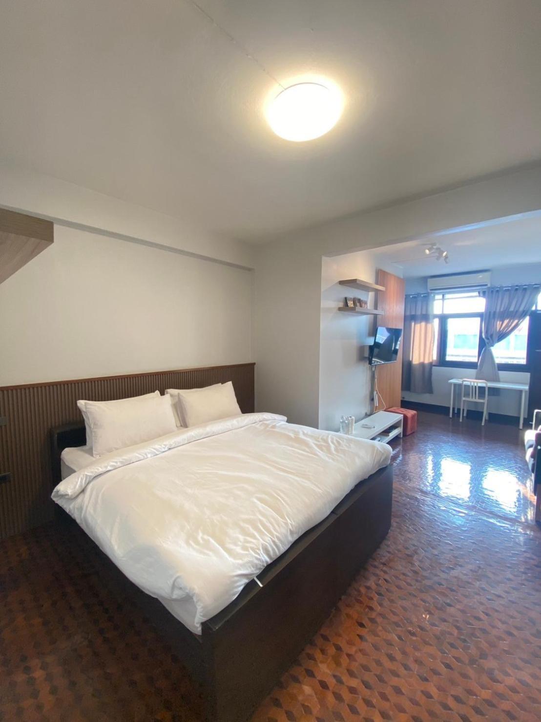 Marhaba House Hotel Chiang Mai Buitenkant foto