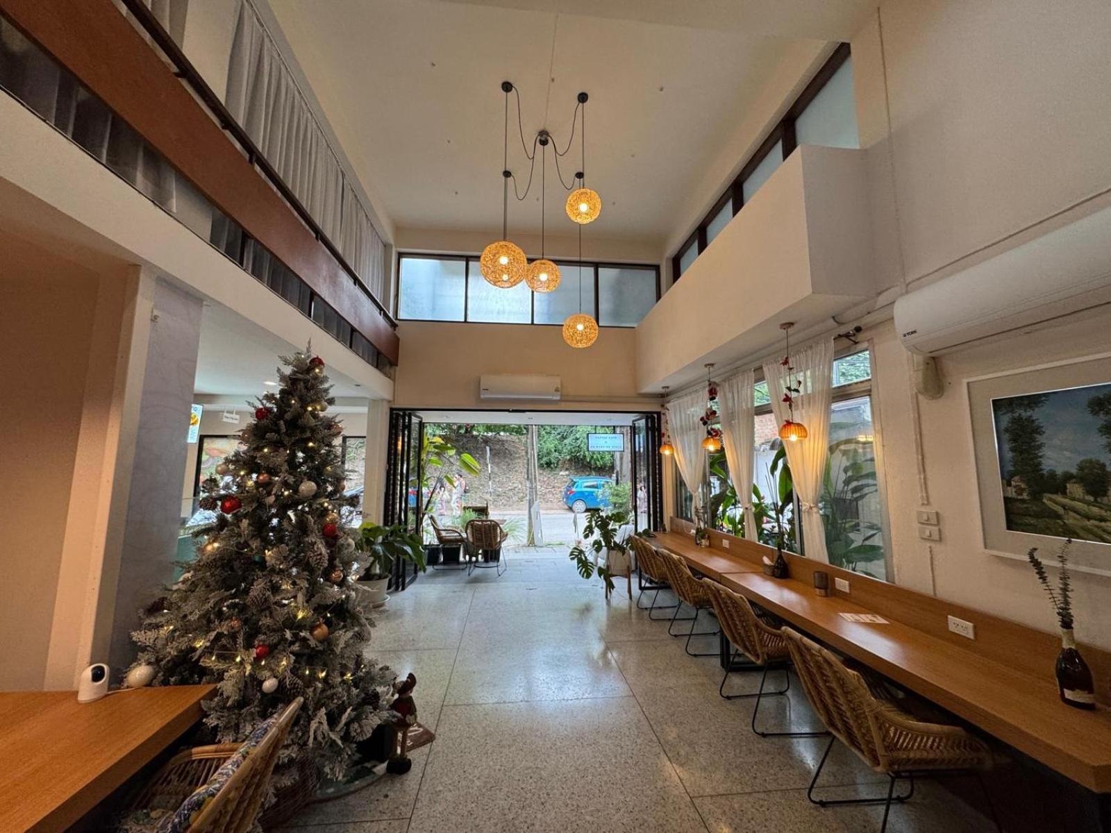 Marhaba House Hotel Chiang Mai Buitenkant foto